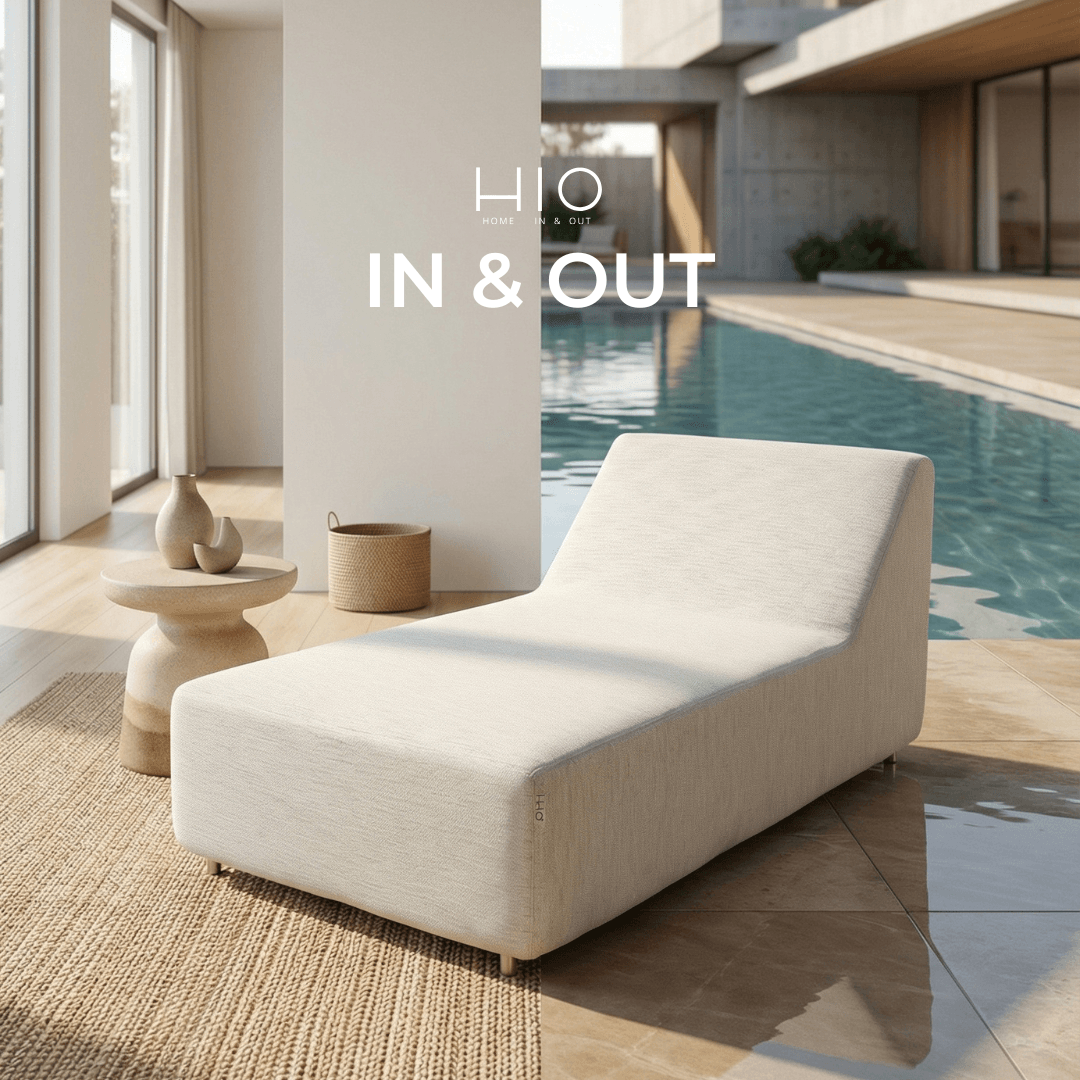 CHAISE JURERÊ IN & OUT