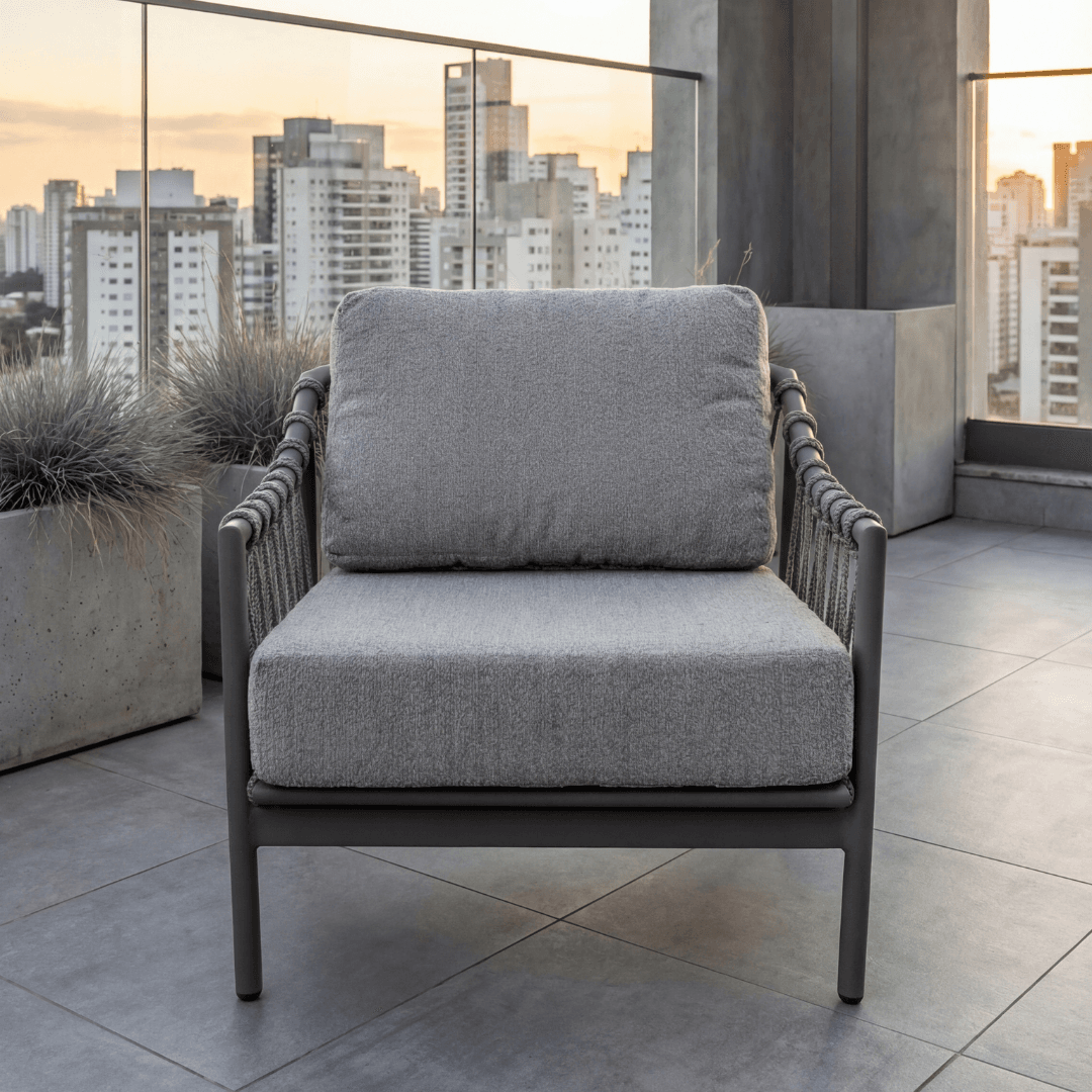 POLTRONA LEBLON CINZA DOIS